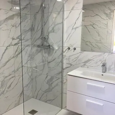 Meerblick Mit Terrasse, Pool Und Kostenlosen Wlan Neu Renoviert Benissa