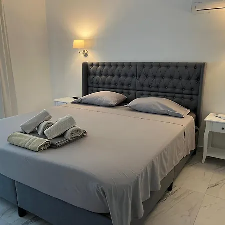 Apartment Meerblick Mit Terrasse, Pool Und Kostenlosen Wlan Neu Renoviert *