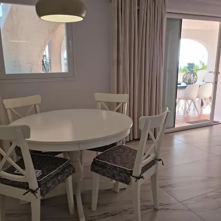 Meerblick Mit Terrasse, Pool Und Kostenlosen Wlan Neu Renoviert * Benissa