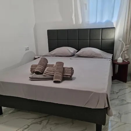 Apartment Meerblick Mit Terrasse, Pool Und Kostenlosen Wlan Neu Renoviert Benissa