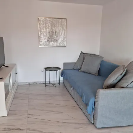 Meerblick Mit Terrasse, Pool Und Kostenlosen Wlan Neu Renoviert