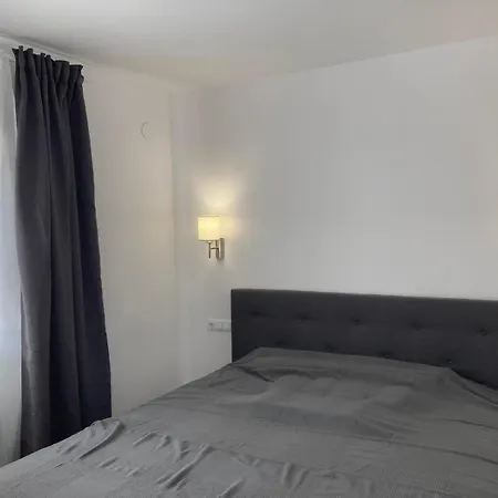 Meerblick Mit Terrasse, Pool Und Kostenlosen Wlan Neu Renoviert