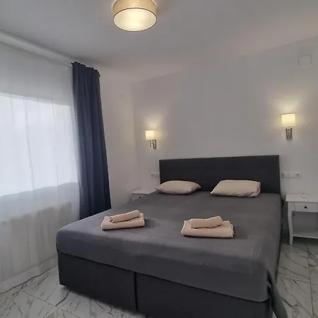 Apartment Meerblick Mit Terrasse, Pool Und Kostenlosen Wlan Neu Renoviert *